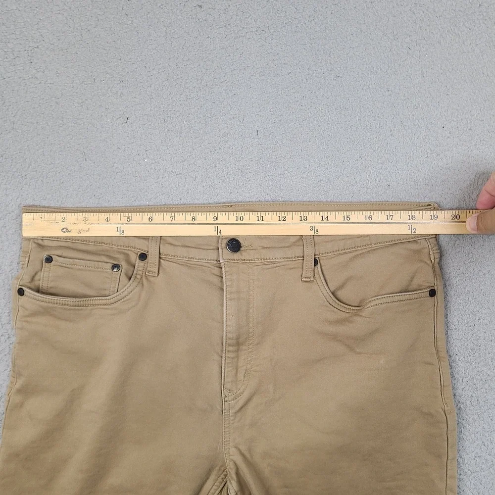 Banana Republic Traveler Pants Mens 38x26 Brown Tan Slim Straight Chinos Stretch